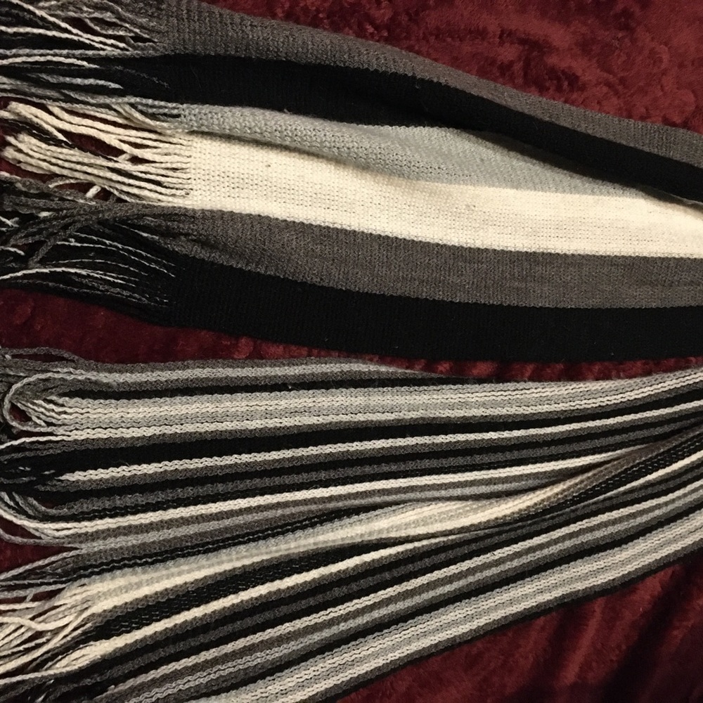 Reversible Scarf by echo ❄️☃️ Unisex - Picture 10 of 12